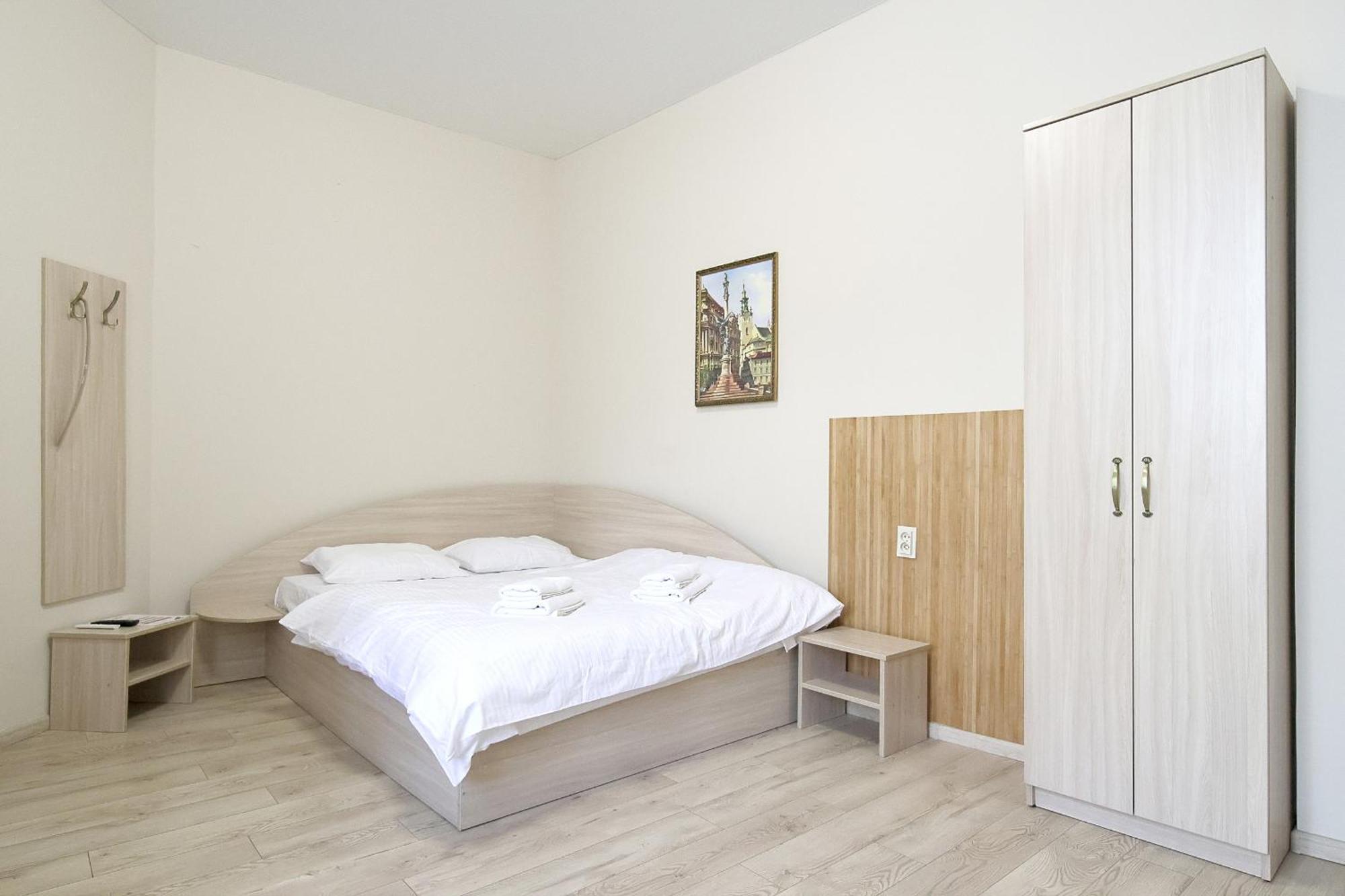 Buk Apartments On Doroshenka 25 إلفيف المظهر الخارجي الصورة